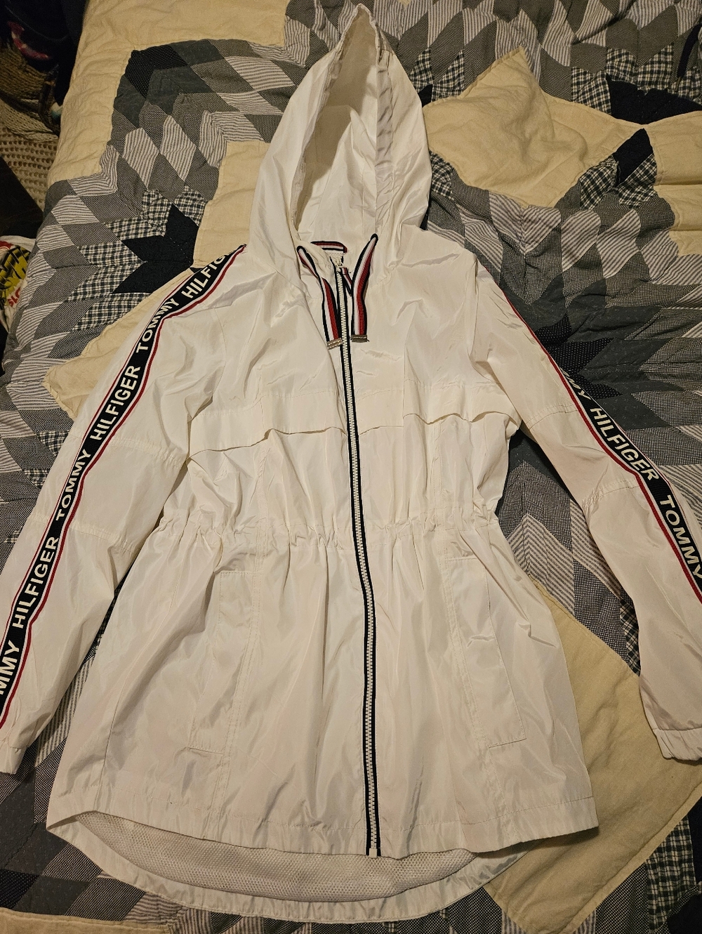 Tommy Hilfiger Women's Long Windbreaker Jacket. 21ptp - Picture 2 of 11